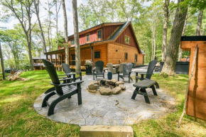 Foxcroft: New, Lake Access w. Dock Slip, Hot Tub, Pool Table